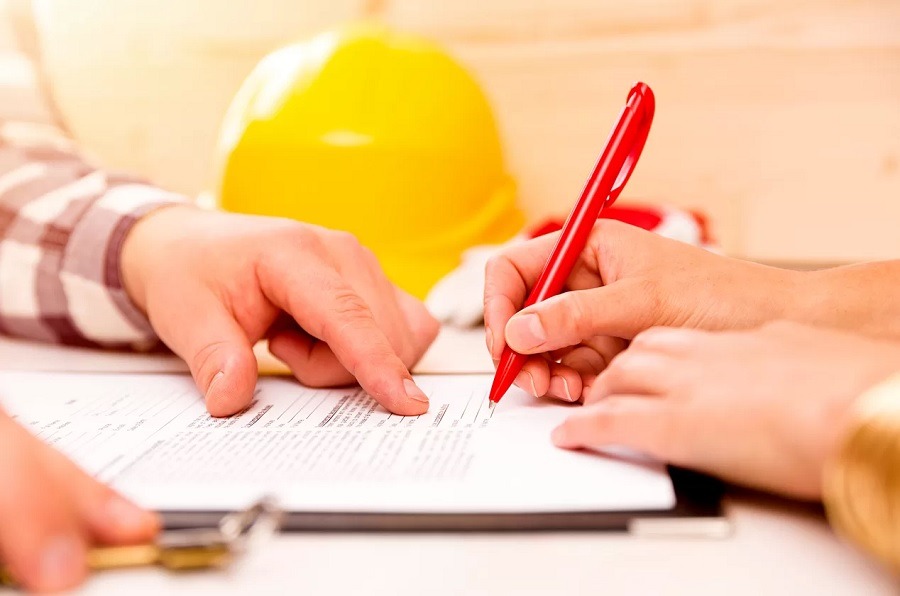 آینده پروژه خود را همین امروز با بیمه مهندسی چتر صنعت تضمین کنید